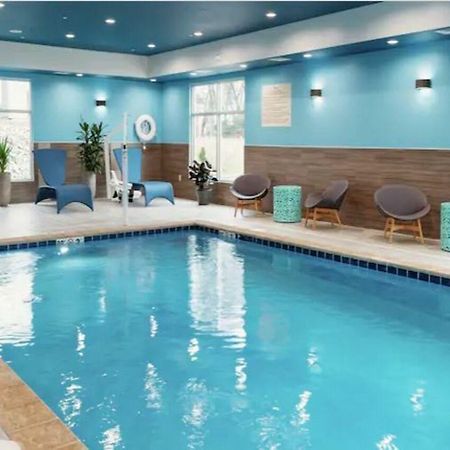 Hampton Inn & Suites Pekin מראה חיצוני תמונה