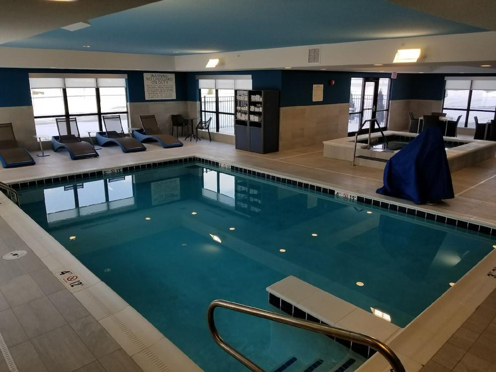 Hampton Inn & Suites Pekin מראה חיצוני תמונה